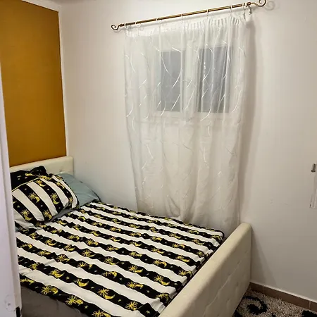 Muzsi *